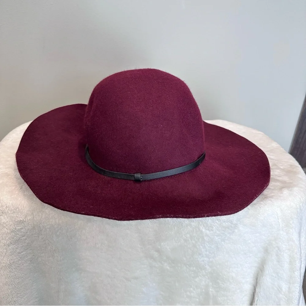 100% Wool Wide Brim Burgundy Wine Red Target Round Floppy Hat Thin Black Belt